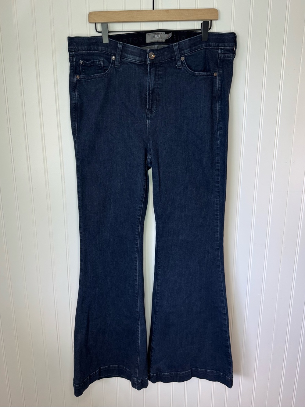 Torrid Womens Sky High Rise Flare Dark Wash Blue Jeans Stretch Plus Size 14 R